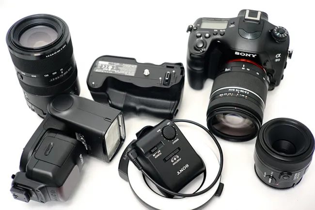 ソニー α99 SLT-A99V ボディ - 28-75mm F2.8 SAM カメラ・レンズ