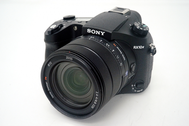 ソニー サイバーショット DSC-RX10M4 カメラ