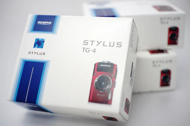 オリンパス STYLUS TG-4 Tough 防水カメラ