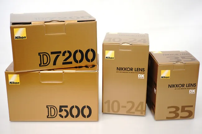 ニコン D7200 ボディ - AF-S DX NIKKOR 10-24mm f/3.5-4.5G ED カメラ・レンズ
