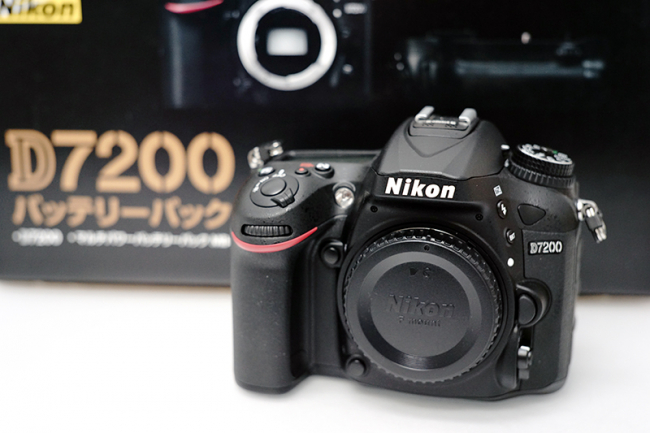 NIKON D7200 バッテリーパックキッド