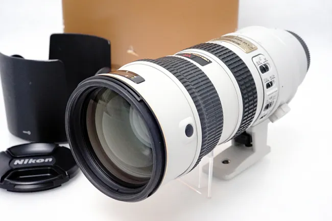 ニコン AF-S VR Zoom-Nikkor ED 70-200mm F2.8G IF ライトグレー レンズ