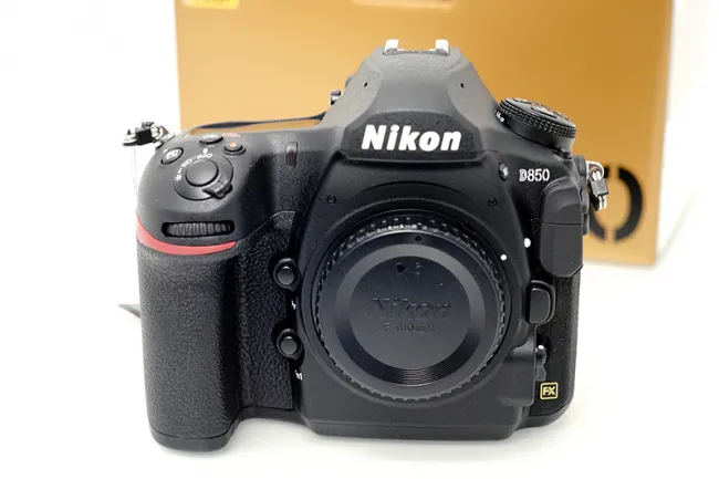 ニコン D850 ボディ カメラ