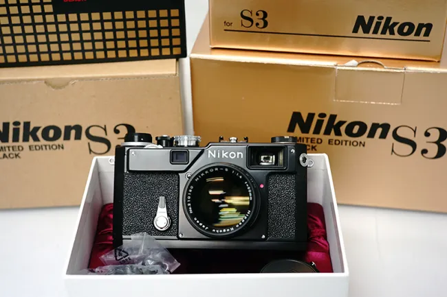 Nikon S3 Limited Edition Black + レンズ