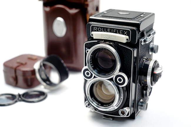 ローライ Rolleiflex 2.8F 二眼レフカメラ