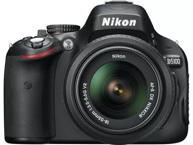 Nikon(ニコン) D5100 ダブルズームキット買取価格 カメラ・レンズの買取 アールイーカメラ