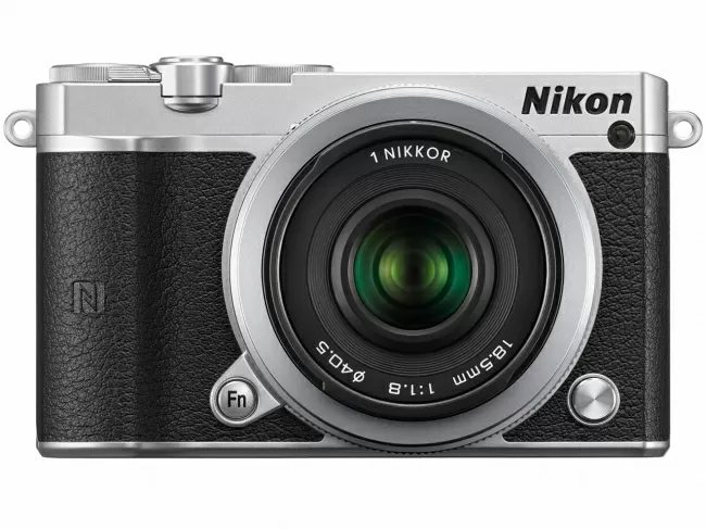 Nikon(ニコン) Nikon 1 J5 ダブルレンズキット買取価格 カメラ・レンズ