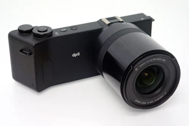 シグマ dp0 Quattro カメラ