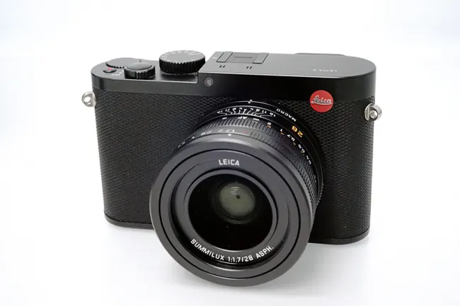 ライカ Leica Q Typ116 カメラ
