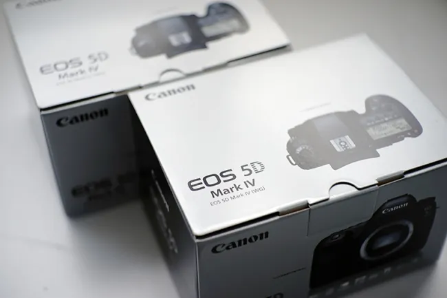 キヤノン EOS 5D Mark IV ボディ カメラ